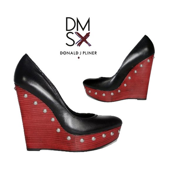 Donald J Pliner ELIZA Red Platform Studded Wedge - Picture 1 of 7